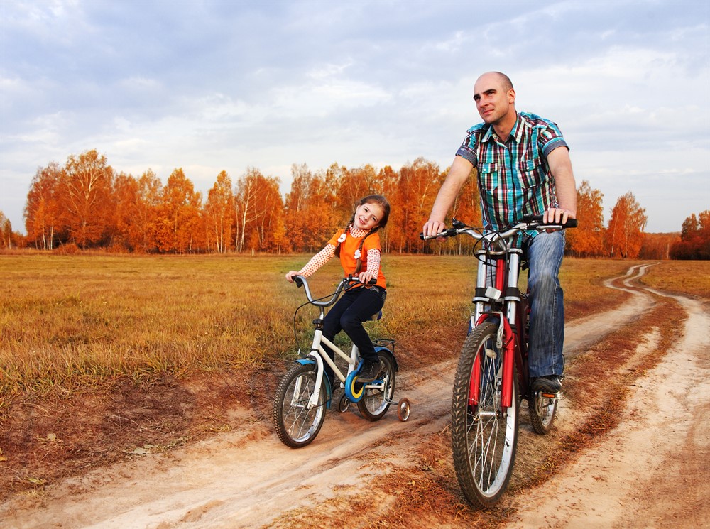 How to Hang Out With Your Kids (So They Want You Around!)