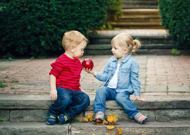 How to Help Your Kids Like Each Other